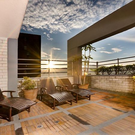 Cyan Suites Poblado By Mde Bnb Medellín Extérieur photo