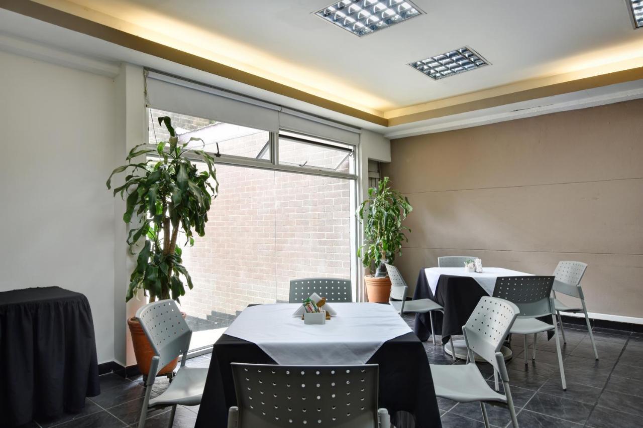 Cyan Suites Poblado By Mde Bnb Medellín Extérieur photo