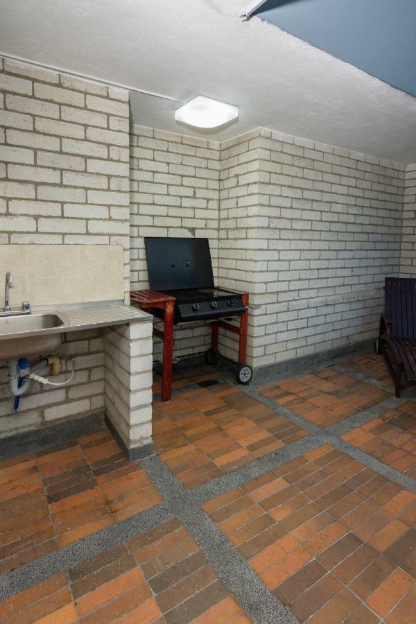 Cyan Suites Poblado By Mde Bnb Medellín Extérieur photo